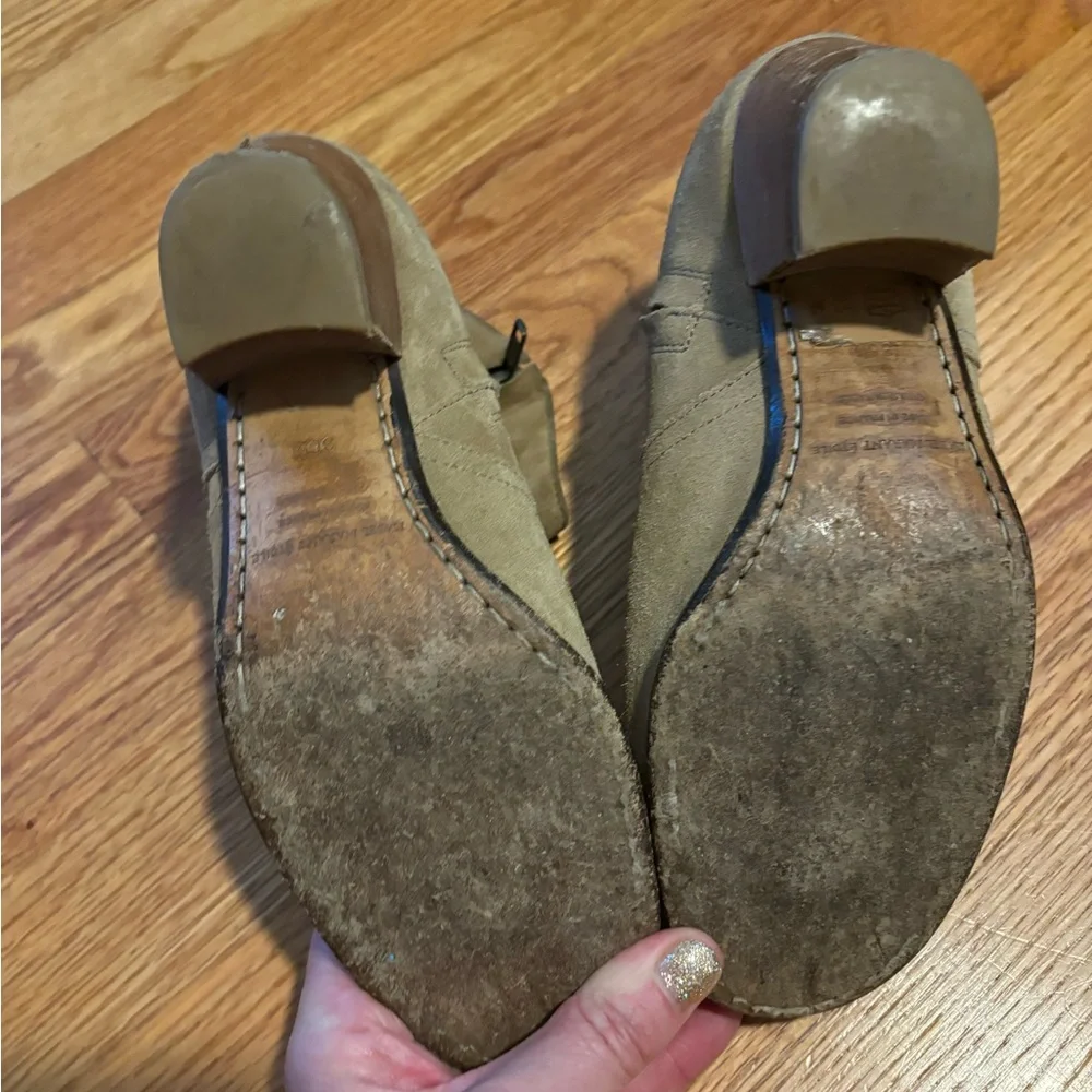 Isabel Marant Suede Tan Ankle Boots - Picture 5 of 6